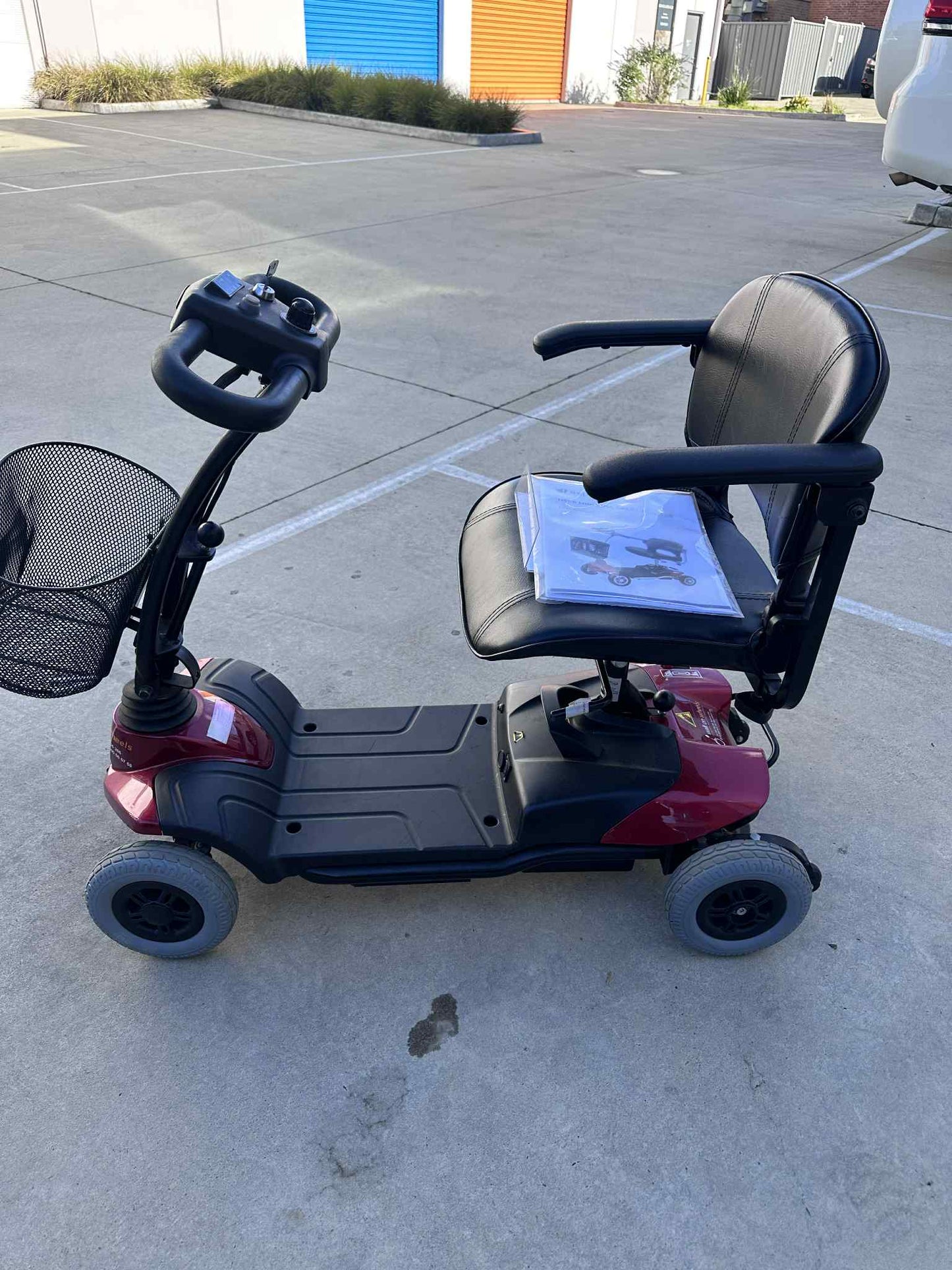 Preowned -Aspire HS118 , Small Portable Size Mobility Scooter - Including 3 Month Warranty (136kg Safe Load)