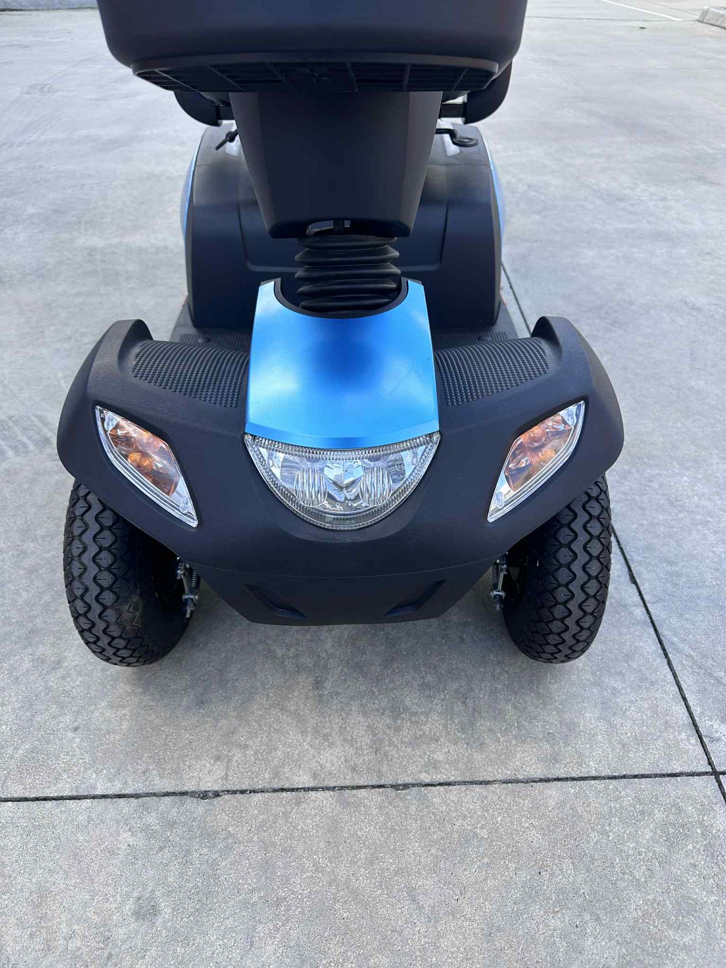 Preowned - Just (376km) - Invacare Pegasus Pro, Large Size Mobility Scooter - Including 3 Month Warranty (160kg Safe Load)
