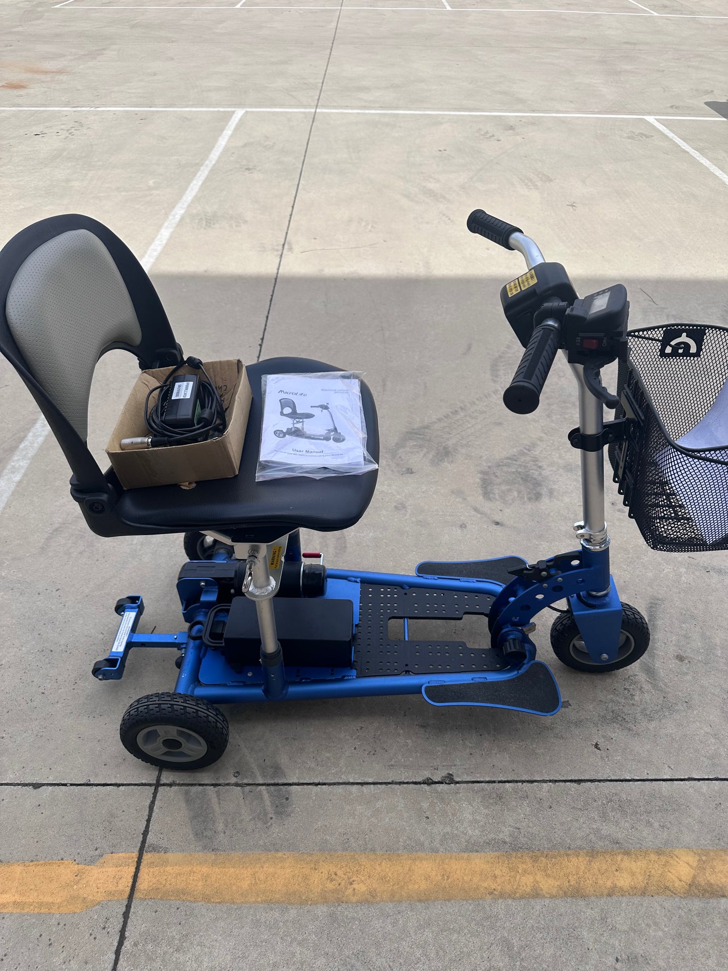 Preowned - SupaScoota Microlite - 11.8kg Airline Approved Small Portable Size Mobility Scooter - Including 3 Month Warranty (100kg Safe Load)