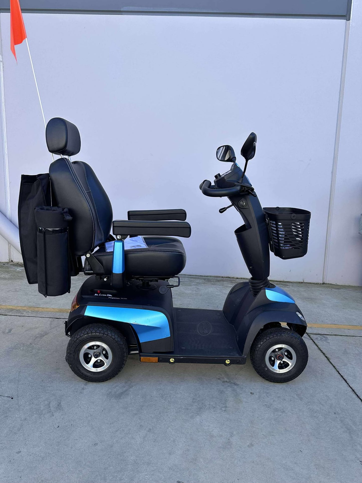 Preowned - Invacare Pegasus Metro, Large Size Mobility Scooter - Including 3 Month Warranty (136kg Safe Load)