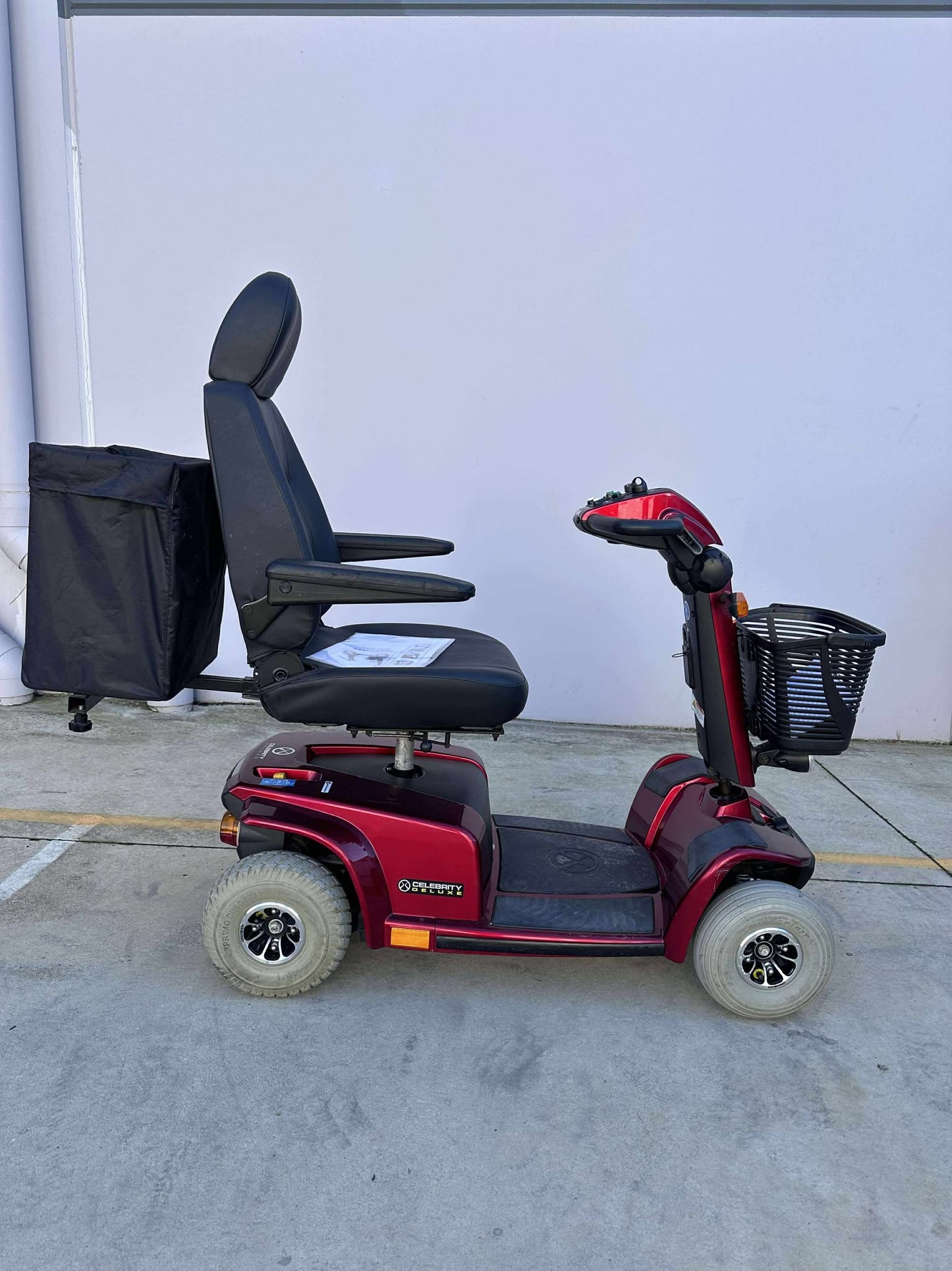 Preowned - Pride Celebrity Deluxe- Large Size Mobility Scooter - Including 3 Month Warranty (159kg Safe Load)