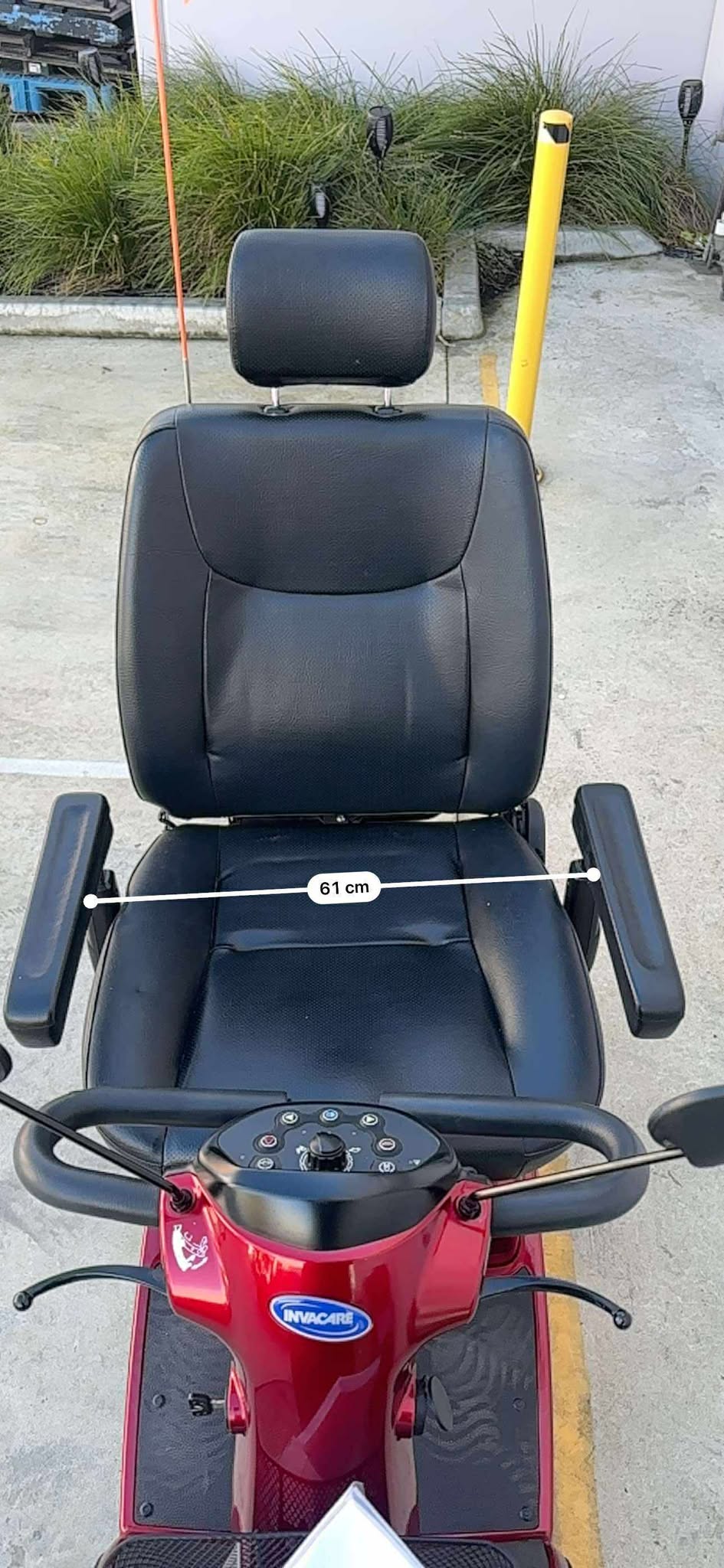 Preowned - 220kg User- Invacare Comet HD, Large Bariatric Mobility Scooter - Including 3 Month Warranty (220kg Safe Load)