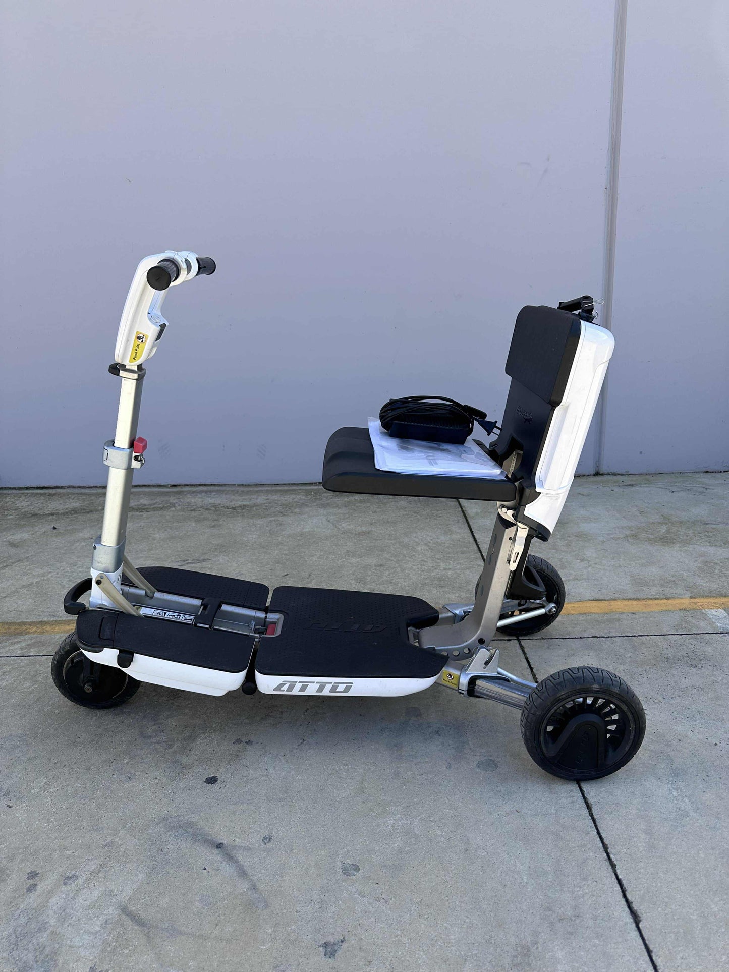 Preowned - Atto, Small Portable Size Mobility Scooter - Including 3 Month Warranty (136kg Safe Load)