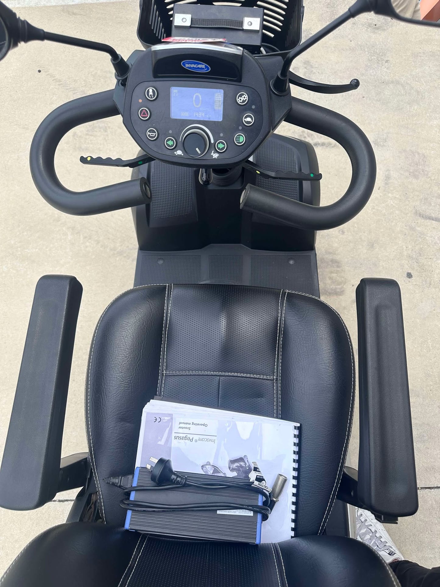 Preowned - Invacare Pegasus Pro, Large Size Mobility Scooter - Including 3 Month Warranty (160kg Safe Load)
