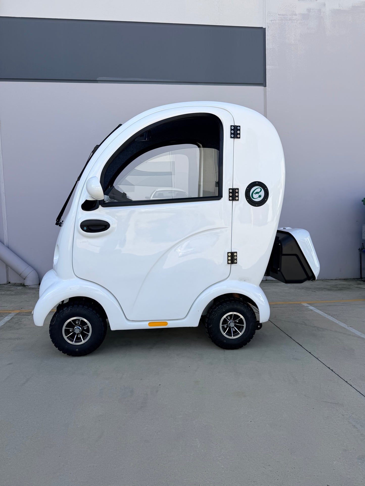 As New (45km)- Wombat X8 Mobility Scooter - Including 12 Month Warranty (150kg Safe Load)