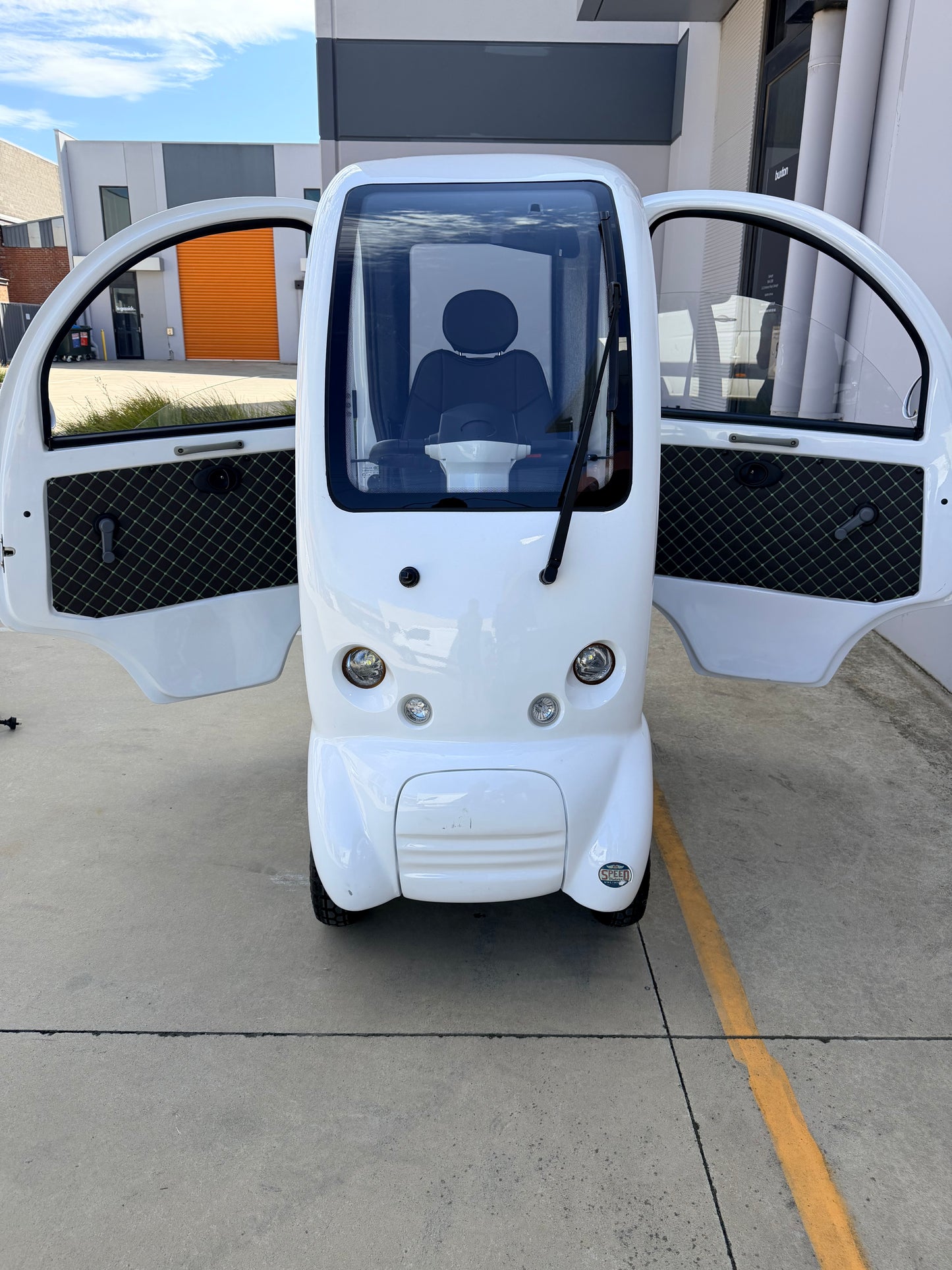 As New (45km)- Wombat X8 Mobility Scooter - Including 12 Month Warranty (150kg Safe Load)