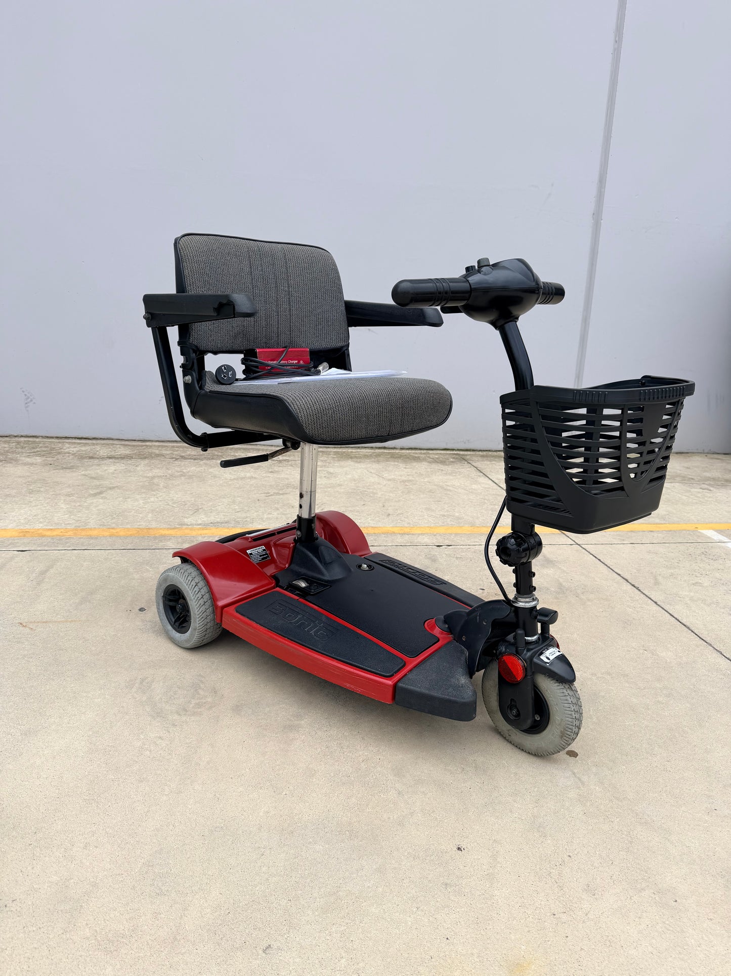 Preowned - Pride Sonic - Small Portable Size Mobility Scooter - Including 3 Month Warranty (136kg Safe Load)