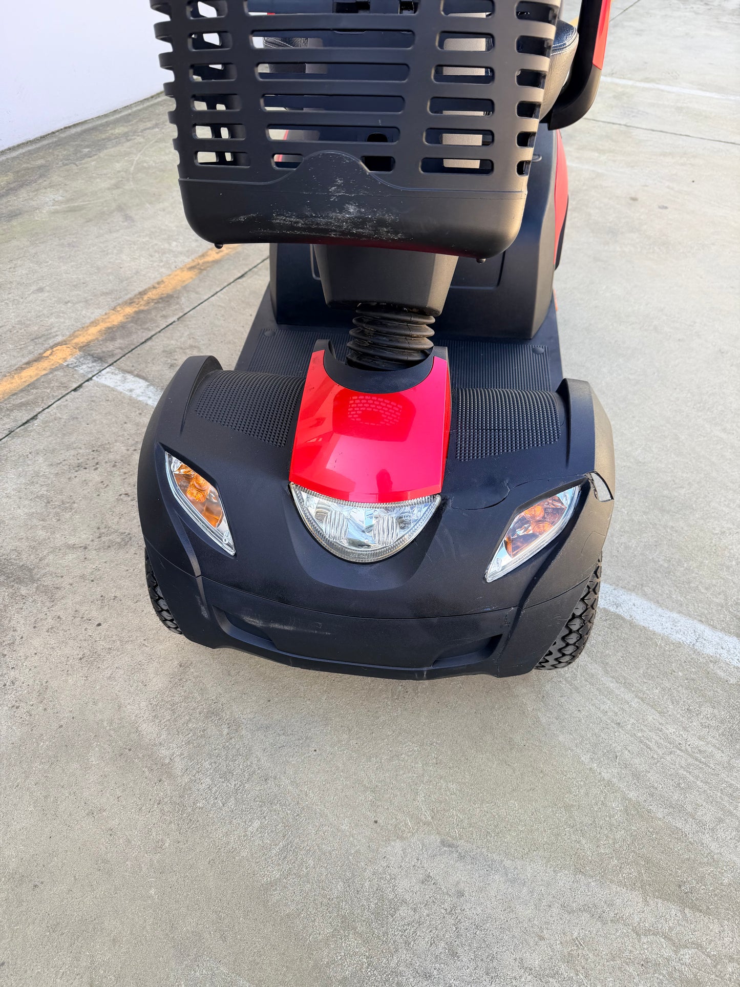Preowned - Invacare Comet Alpine+ Large Size Mobility Scooter - Including 6 Month Warranty (160kg Safe Load)