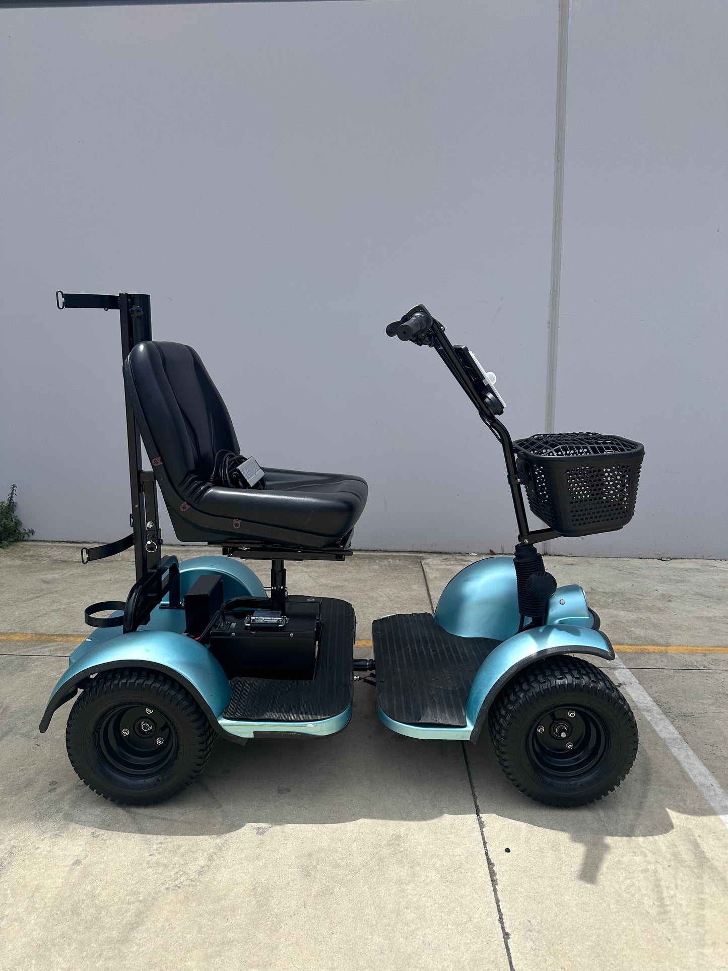 Preowned - Condor Grasshopper, Single Seat Golf Cart (Lithium) - Including 3 Month Warranty (180kg Safe Load)